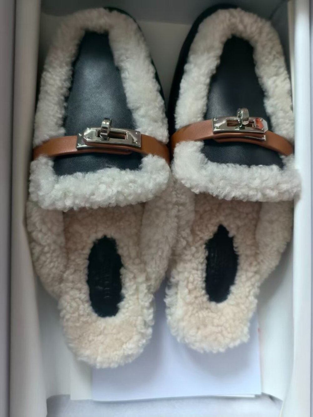 Hermès Black Leather & Shearling Kelly Buckle Mule Slides